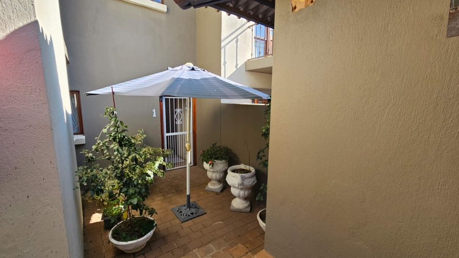2 Bedroom Property for Sale in Melodie North West